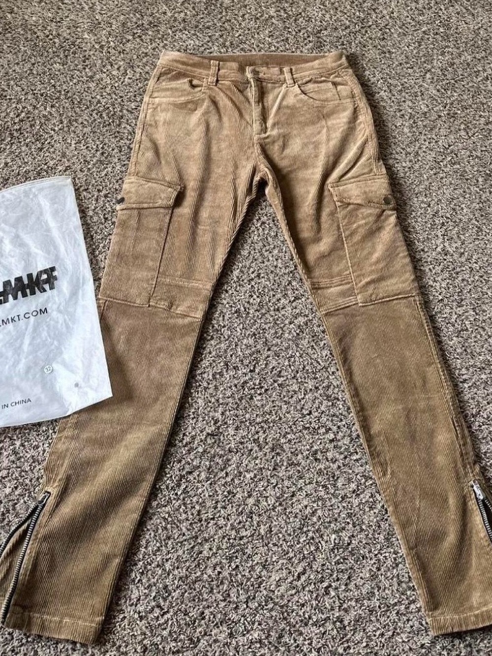 Men's Corduroy Cargo Pants in Tan - Slim Fit